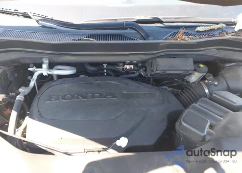 2021 Honda Pilot 2Wd Special Edition z USA, uszkodzony, nr VIN 5FNYF5H26MB008647